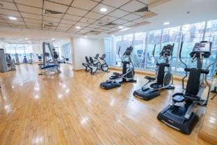 Dubai Marina Apartment Sleeps 4 with Balcony Apartment in Dubai