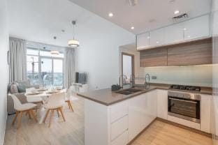 Sleek 1 Bedroom in Studio One with Great Amenities Apartment in Dubai