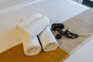 Homey Studio Apartment Perfect for 2 at Azizi Riviera 46 Apartment in Dubai