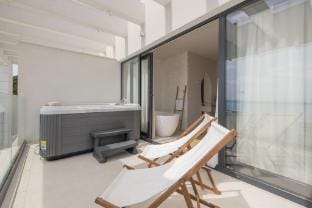 Villa Rosemary - East by Villas Guide Villa in Makarska