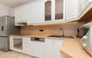 Villa Jelavic - Makarska by Villas Guide Villa in Split-Dalmatia County