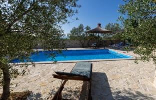 Country house Maslina by Villas Guide Villa in Dubrovnik-Neretva County