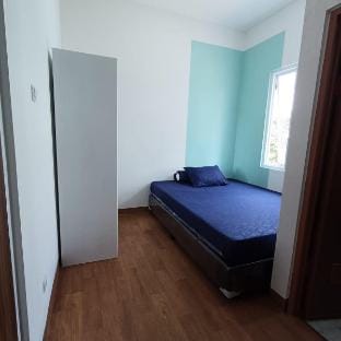 Hostel AEON GIIC KITIC Deltamas Cikarang Pusat Vacation rental in West Java