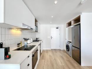 The Lookout at Suro. Vacation rental in Sea Point