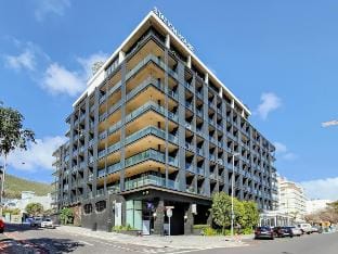 Luxury Sea Point Apartment Vacation rental in Sea Point