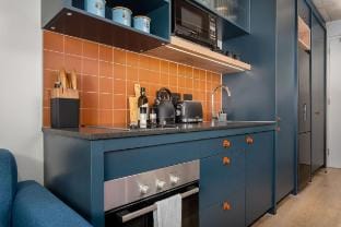 Stylish Sea Point Apartment Vacation rental in Sea Point