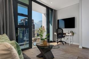 Skyline Studio in the clouds ! Vacation rental in Cape Town