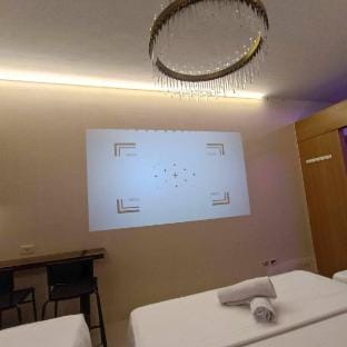 Royal Purple Cinema Room Vacation rental in Pasay