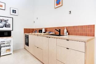 Stunning Apt in the Heart of the City | 1 BR 1BA Vacation rental in Auckland