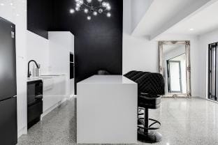 Stunning Newly Renovated 2BR 2BA Carpark, Manukau Vacation rental in Auckland