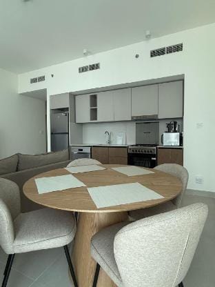 Stay @ Elegant Creek Harbour Vacation rental in Dubai