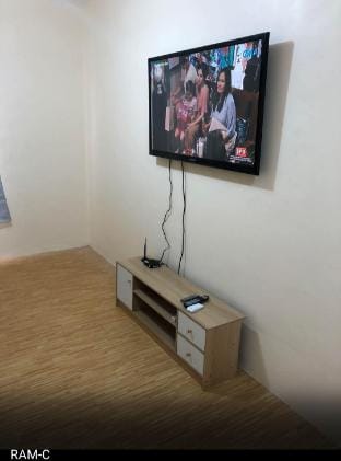 Cozy Nest near CEBU Airport Apartment in Lapu-Lapu City