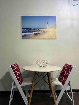 Triple Three unit(333)with unlimited WI-FI Vacation rental in Johannesburg