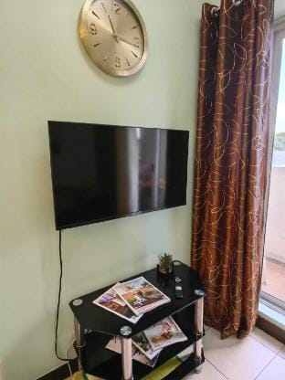 Stellar Place 1-br unit at Visayas Ave! Apartment in Quezon City