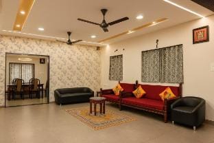 Grace Casa by Soumil's Stays Vacation rental in Alibag