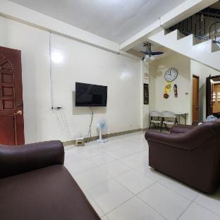 Dapdap's Townhouse Vacation rental in Isabela, Philippines