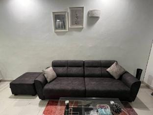 ValueRoomz Aeon Tebrau City IKEA KTV Movies FUN Apartment in Johor Bahru