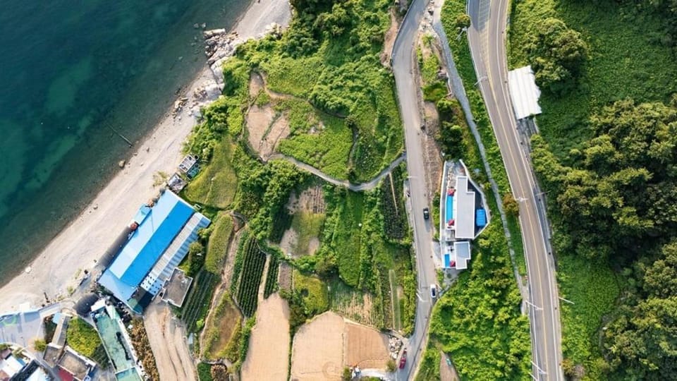 Pool Villa Beauty Namhae Bed and Breakfast in South Korea