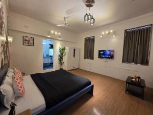 Service Apartment In Malabar Hill By Florastays Apartment in Mumbai