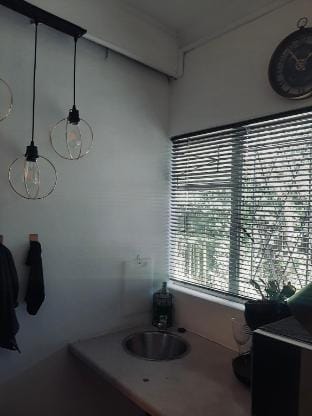 Modern Cozy Bachelors Pad in the Heart of the City Apartment in South Africa