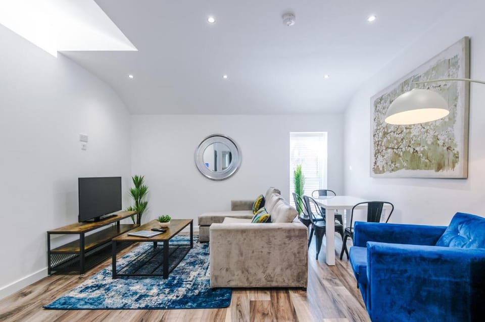 The Binding House by Guestz Apartment in Hull