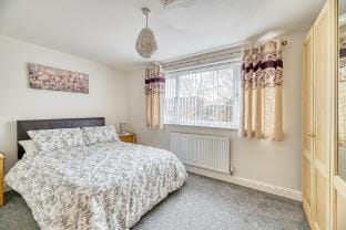 Spacious One Bedroom in Guilden Sutton by Guestz Vacation rental in Wales
