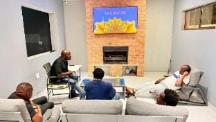 Nexus Luxury Lodge E(Netflix,Free Wifi,Dstv) Vacation rental in Gauteng