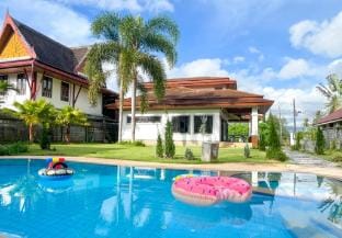 Per La Villa Khaolak,3-bedroom private villa Villa in Khuekkhak