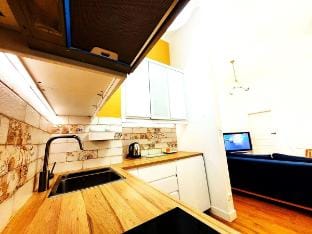 Elegant 1890 Apartment in Historic Praga Apartment in Warsaw