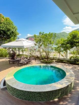 Phuong Linh Beach Villa Vacation rental in Nha Trang