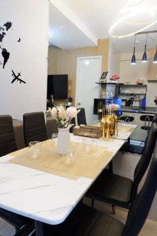 Urban Zen |2BR |Washer |Netflix |500mpbs| PS4-8pax Apartment in Cebu City