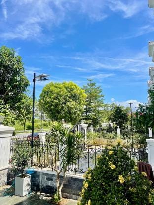 DELUXE VILLA III  5 phòng ngủ 6 giường lớn Vacation rental in Laos
