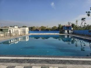 Grey House by*The Maharaja's Heaven Farm Stay in Jaipur