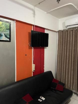 Apartemen sentra timur Vacation rental in Jakarta