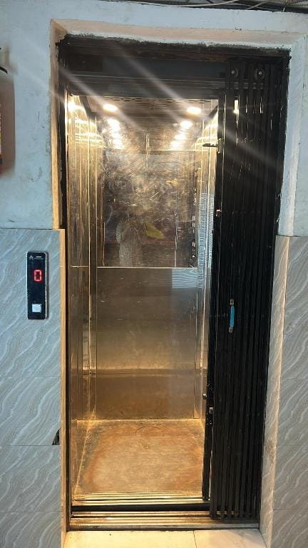 Hotel JMD By Naavagat Hotel in Varanasi