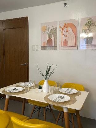 Escape at Casa de Sequoia Vacation rental in Las Pinas