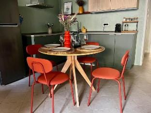 Elegant two-room apartment in the city center Vacation rental in Piacenza