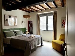 Elegant two-room apartment in the city center Vacation rental in Piacenza