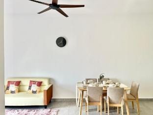 RA 1-8pax Sunsuria 3room SCCC setia alam Cozy home Vacation rental in Selangor, Malaysia