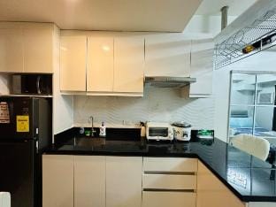 Becca'sBedsit3@Horizons101Tower2 Apartment in Lapu-Lapu City