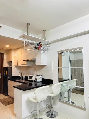 Becca'sBedsit3@Horizons101Tower2 Apartment in Lapu-Lapu City