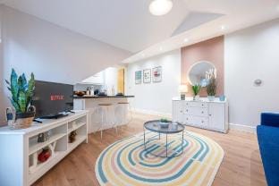 Modern 2BR Flat in Pontcanna Free Parking Vacation rental in Cardiff