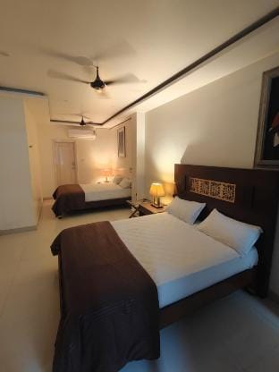 Lake View Homestay Vacation rental in Varanasi