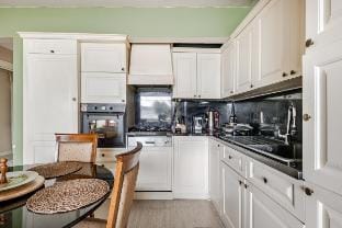 Luxury Seaside Flat w/ Bosphorus View in Sarıyer Vacation rental in Istanbul