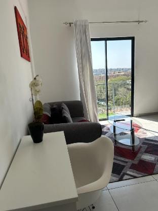 CMH 2 Apartment Apartment in Sandton