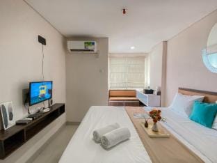 Comfy Homey Studio at Enviro Apartment By Travelio Apartment in West Java