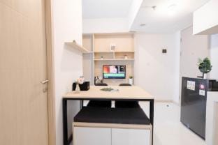 Soft 2BR at Tokyo Riverside PIK 2 Apt By Travelio Apartment in West Java