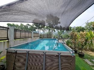 Ahmad's Homestay+Pool  in Bukit Cerakah, Shah Alam Vacation rental in Selangor, Malaysia
