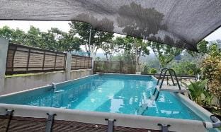 Ahmad's Homestay+Pool  in Bukit Cerakah, Shah Alam Vacation rental in Selangor, Malaysia