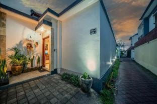 A&R4 Villa - by Unicorn Villas Bali Vacation rental in North Kuta